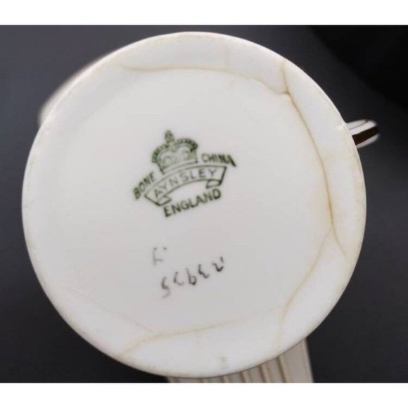 Vintage Aynsley England Bone China Demitasse Cups and Saucers Set of 4 White and - Picture 10 of 10